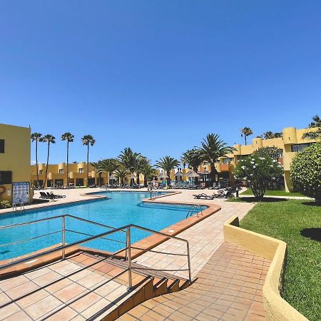 Seaside Apartment Corralejo : A Cozy Holiday Home In A Peaceful Well Located Green Complex Exteriör bild